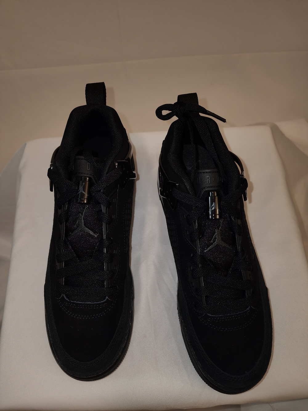NIB Jordan Spizike Low (GS) Sneakers in Black/Anthracite